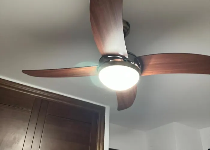 Plaza Pedro Cuevas Boliches 3* 丰希罗拉